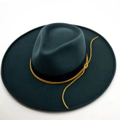 Midnight Presley -SAVANAH Clothing sale Midnight Presley 3