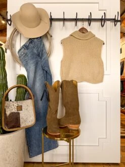 The Tiverton -SAVANAH Clothing sale PhotoDec022024 30132PM5