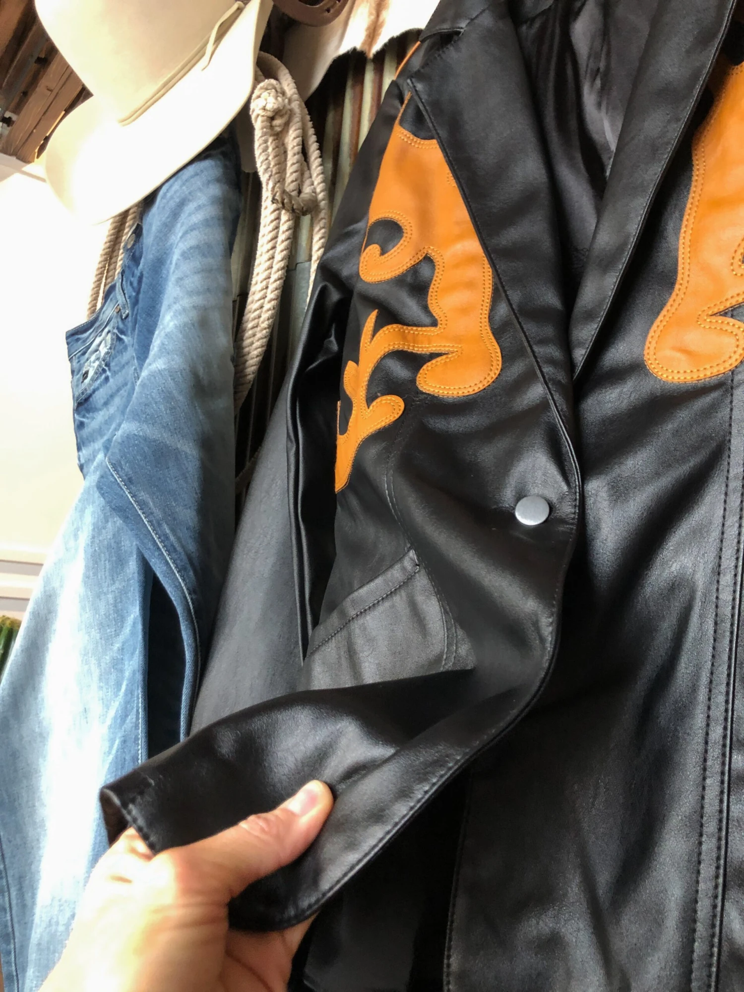 The Dekalb {S-XXL} The Dekalb {S-XXL} -SAVANAH Clothing sale PhotoDec052023 31828PM scaled