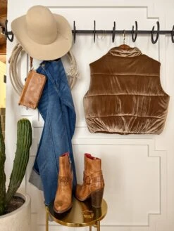 The Amorita 3 The Amorita -SAVANAH Clothing sale PhotoDec082024 22005PM7