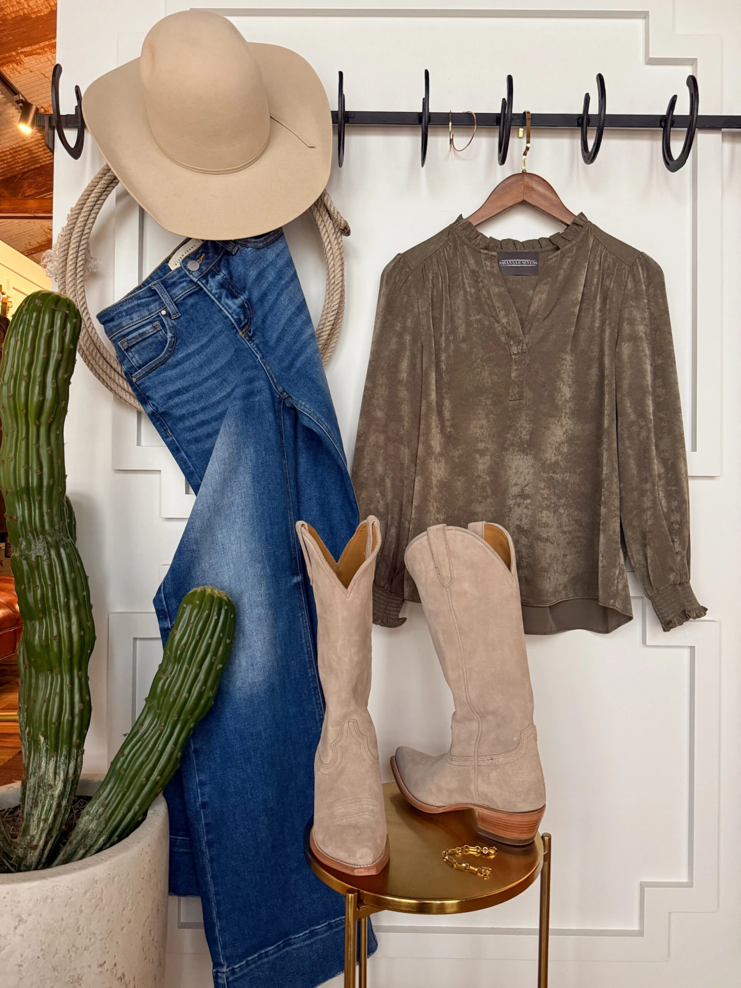 The Moran The Moran -SAVANAH Clothing sale PhotoDec132024 10551PM scaled