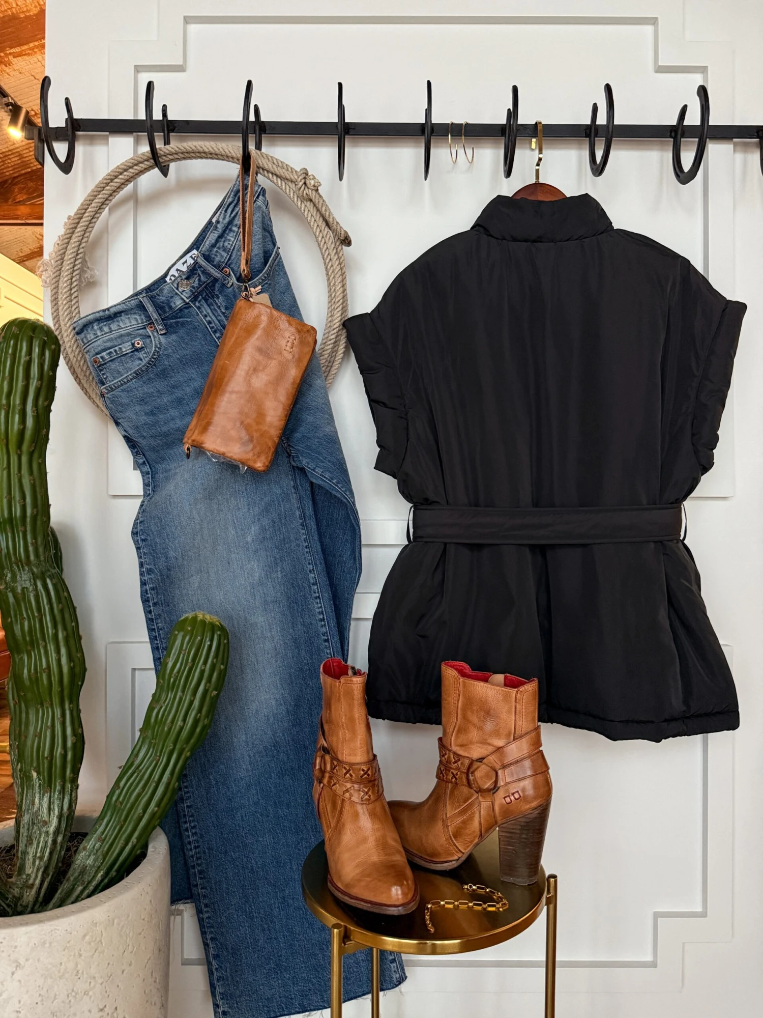 The Calhoun The Calhoun -SAVANAH Clothing sale PhotoDec132024 13143PM scaled