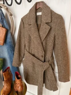 The Duvall -SAVANAH Clothing sale PhotoDec132024 13353PM