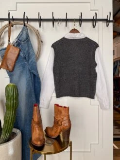 The Lamont -SAVANAH Clothing sale PhotoDec162024 115748AM