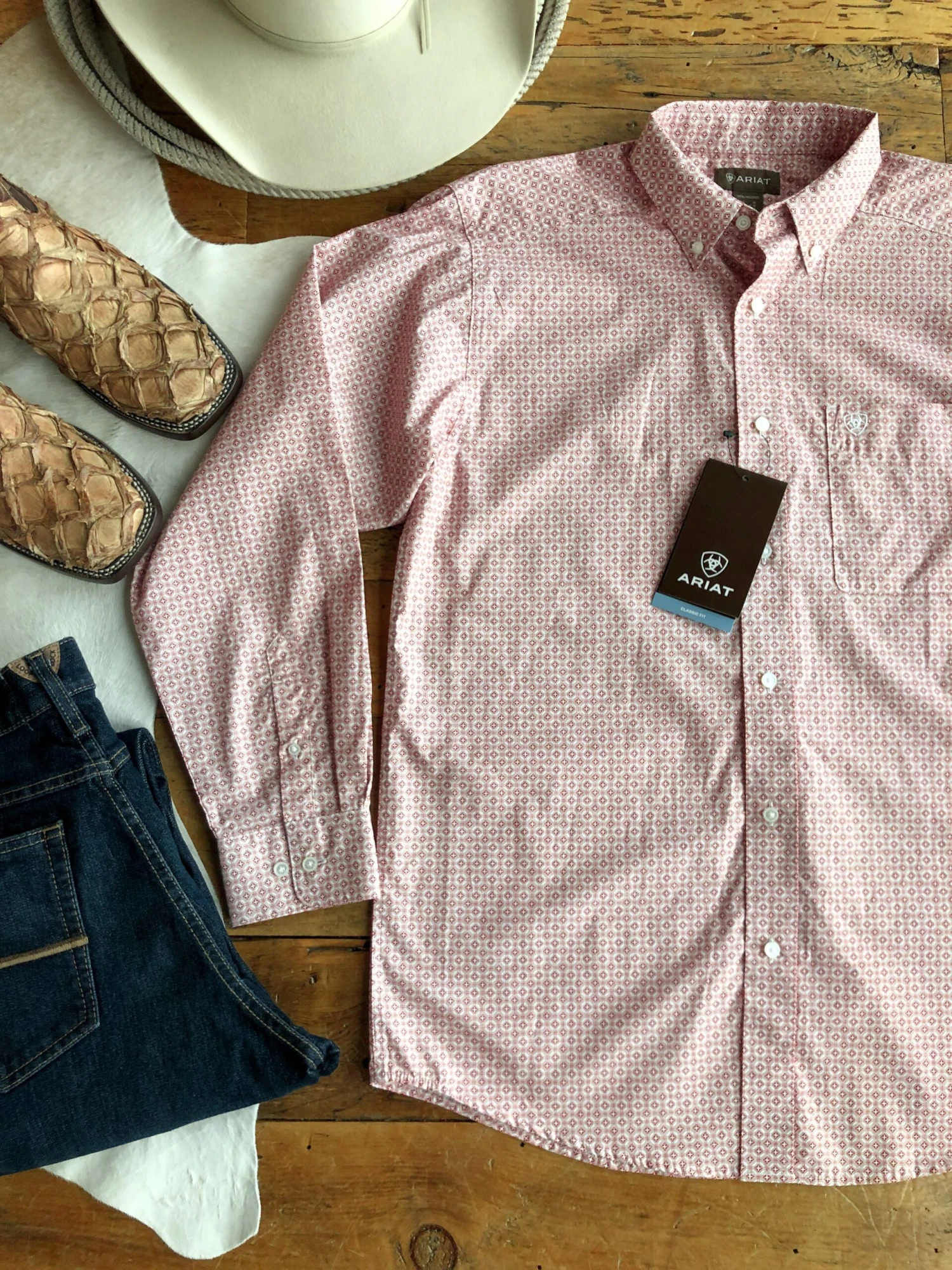 The Altus {Men's} The Altus {Men's} -SAVANAH Clothing sale PhotoFeb082024 105955AM scaled