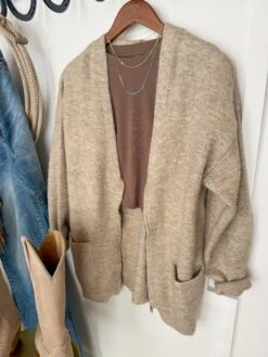 The Oak Point -SAVANAH Clothing sale PhotoJan082025 23540PM