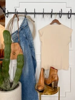 The Tullahoma -SAVANAH Clothing sale PhotoJan132025 13218PM3