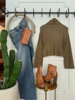 The Driscoll -SAVANAH Clothing sale PhotoJan152025 13425PM