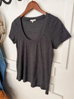 The Leawood 2 The Leawood -SAVANAH Clothing sale PhotoJan172025 12031PM bec37972 2124 45a6 81d2 ac6d1ce23f2f