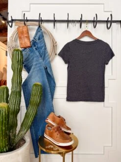 The Leawood 4 The Leawood -SAVANAH Clothing sale PhotoJan172025 12119PM 180d7874 2de6 4493 b45b d6d5f1a1d560