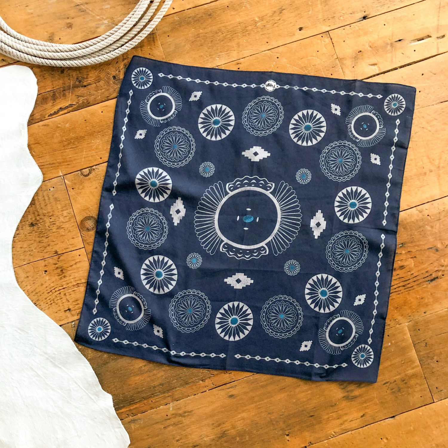 Cicero Neck Scarf {Navy} Cicero Neck Scarf {Navy} -SAVANAH Clothing sale PhotoJan302025 35534PM