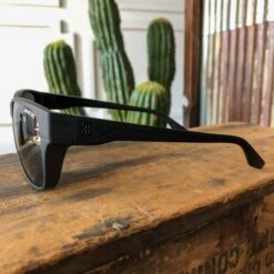 Bex Mica Sunglasses {silver} -SAVANAH Clothing sale PhotoMar152023 11844PM