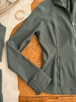 The Lawton {Jacket} -SAVANAH Clothing sale Photo Dec 16 2024 2 01 05 PM 3