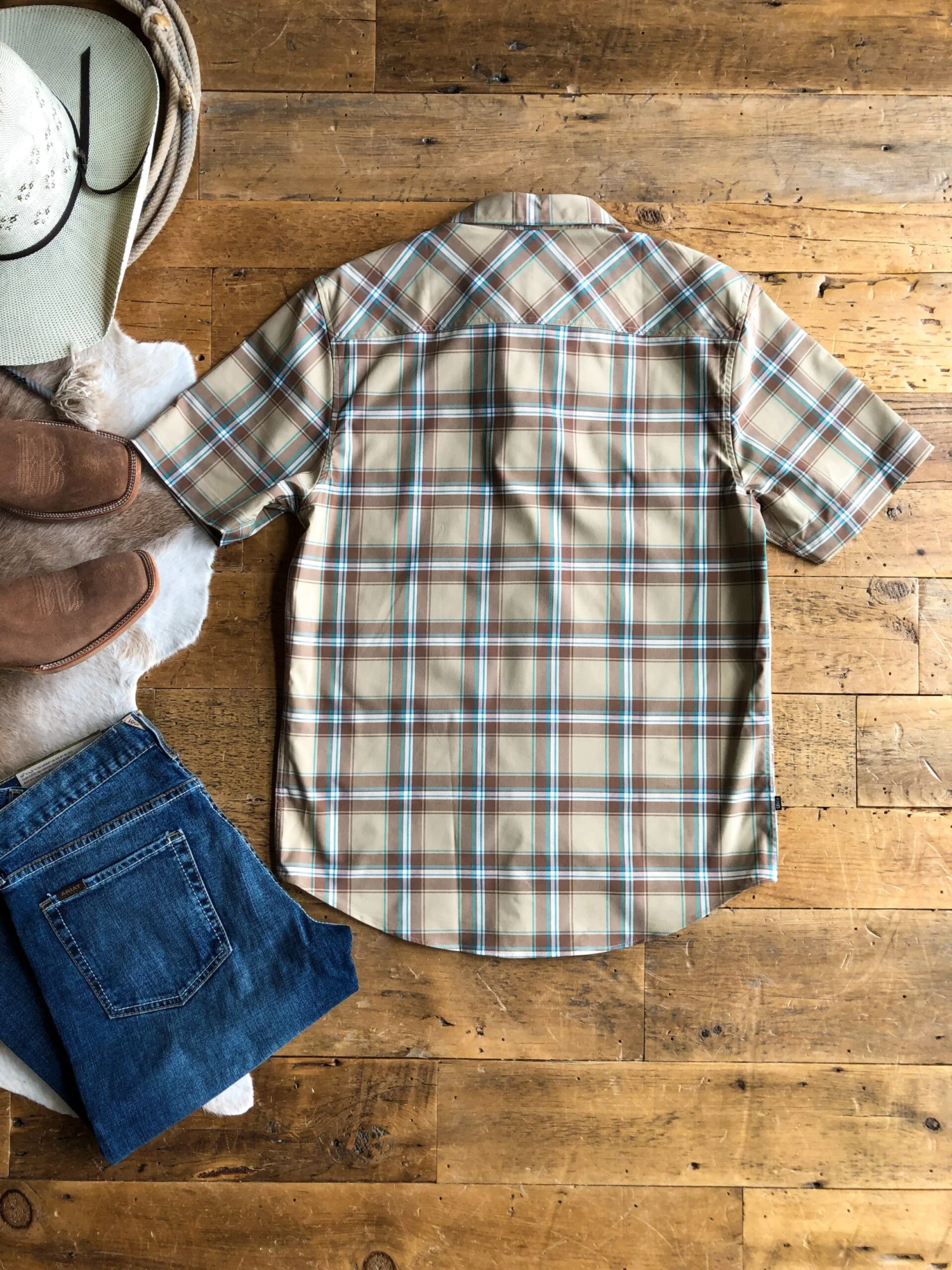 The Antrim {Men's} (Final Sale) The Antrim {Men's} (Final Sale) -SAVANAH Clothing sale image 13edc3e4 3fca 4ced 9306 070a696e51e1 scaled