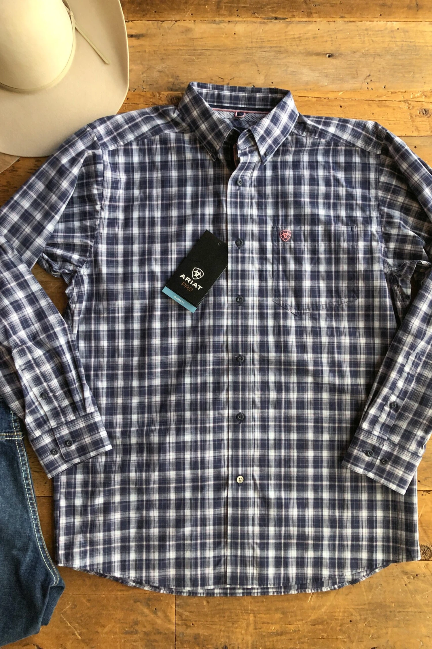 The Longford {Men's} The Longford {Men's} -SAVANAH Clothing sale image c6399734 c7f0 4423 a09b 2e73a7afee27 scaled