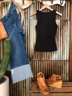 The Cusseta -SAVANAH Clothing sale photo aug 08 2024 4 35 28 pm