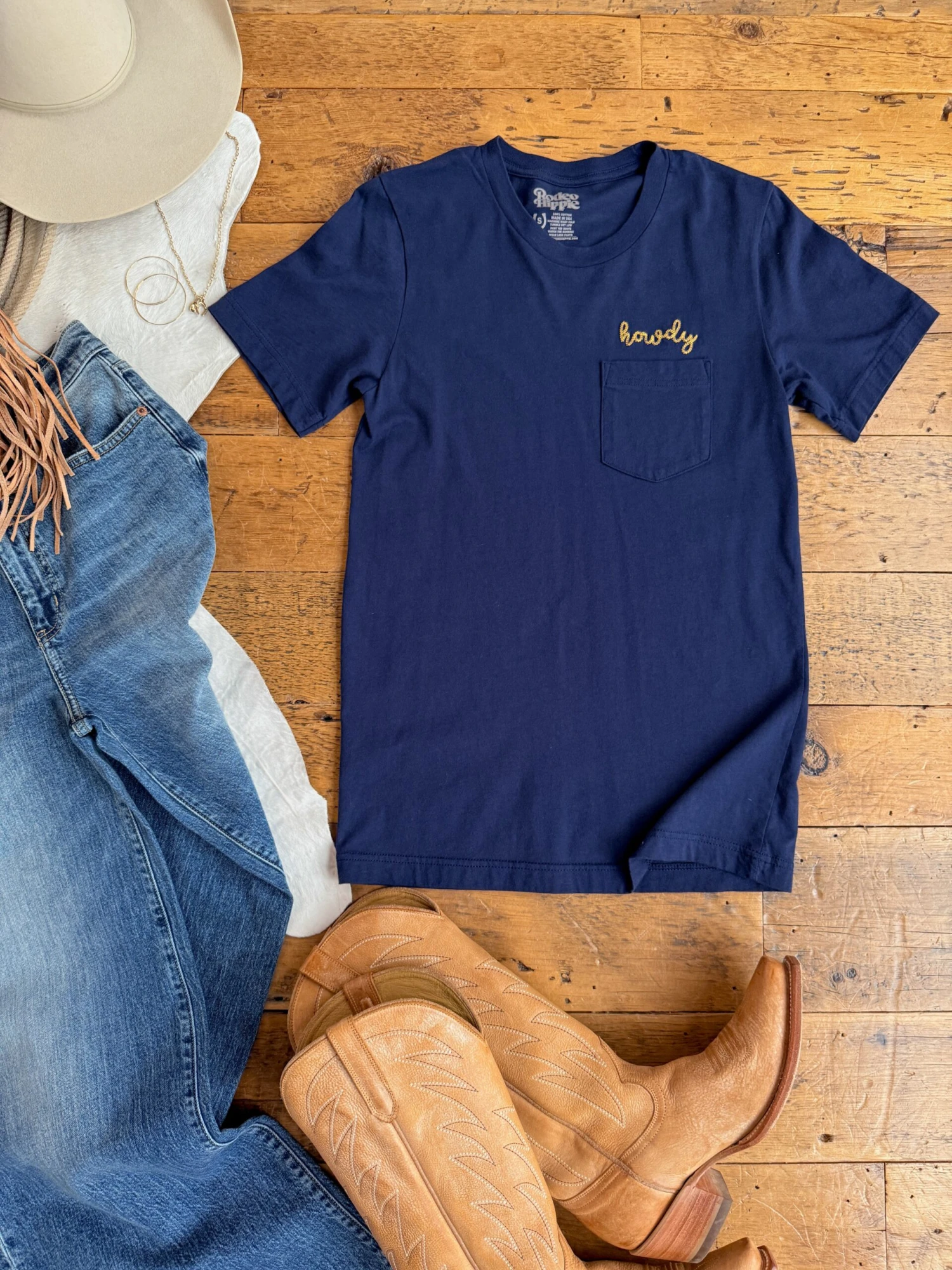 The Chain Stitch Howdy {S-XXL} The Chain Stitch Howdy {S-XXL} -SAVANAH Clothing sale photo oct 24 2024 11 26 39 am 3 scaled