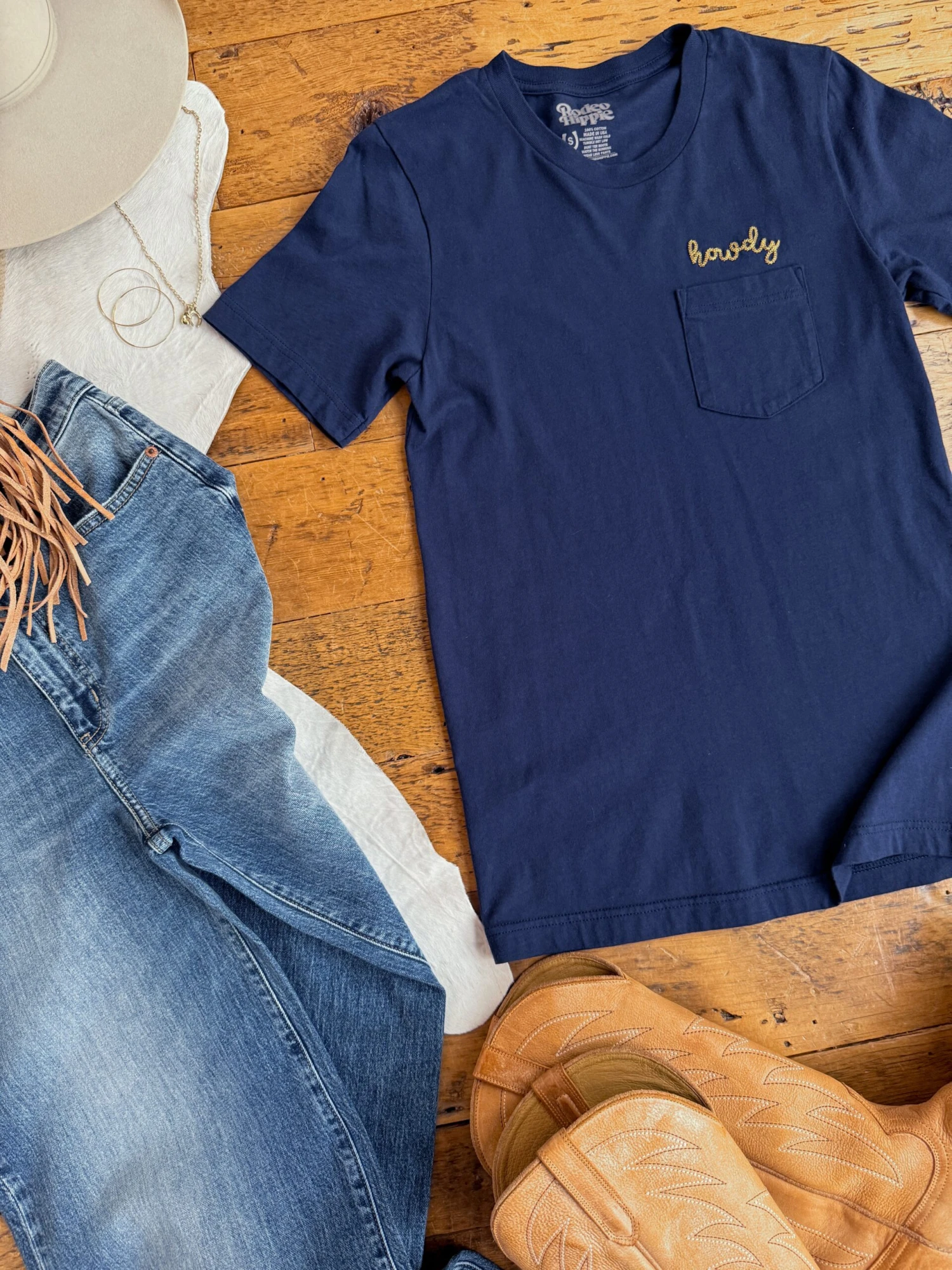 The Chain Stitch Howdy {S-XXL} The Chain Stitch Howdy {S-XXL} -SAVANAH Clothing sale photo oct 24 2024 11 26 48 am 3 scaled