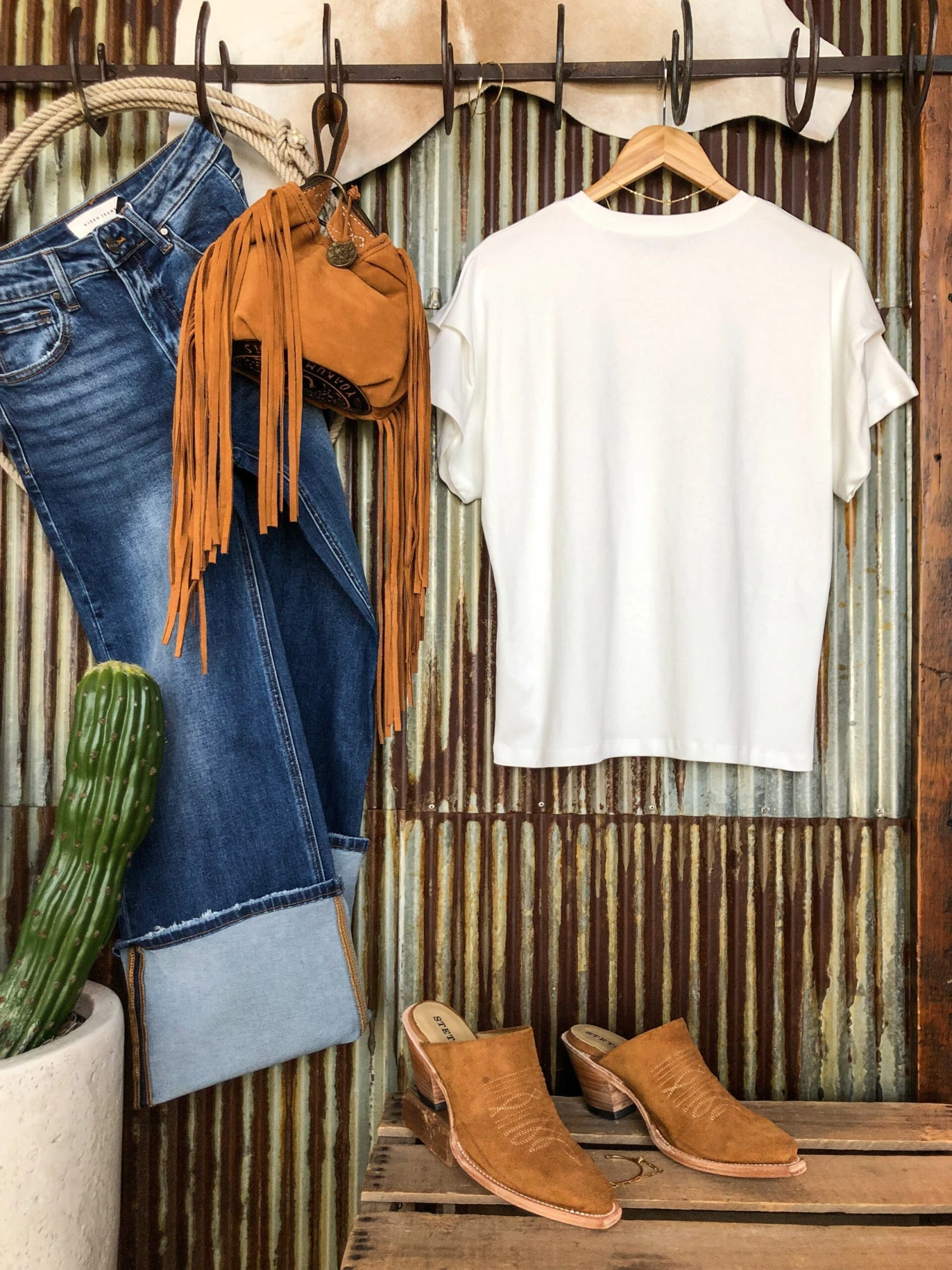 The Calabasas The Calabasas -SAVANAH Clothing sale photojul112024 11520pm scaled