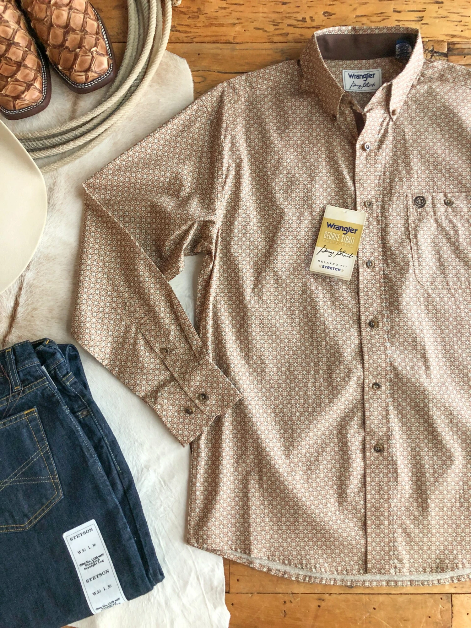 The Dean {Men's} The Dean {Men's} -SAVANAH Clothing sale photojul302024 34955pm2 scaled