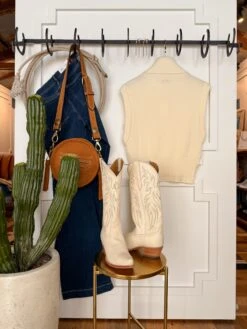 The Vermont -SAVANAH Clothing sale photonov062024 112454am2