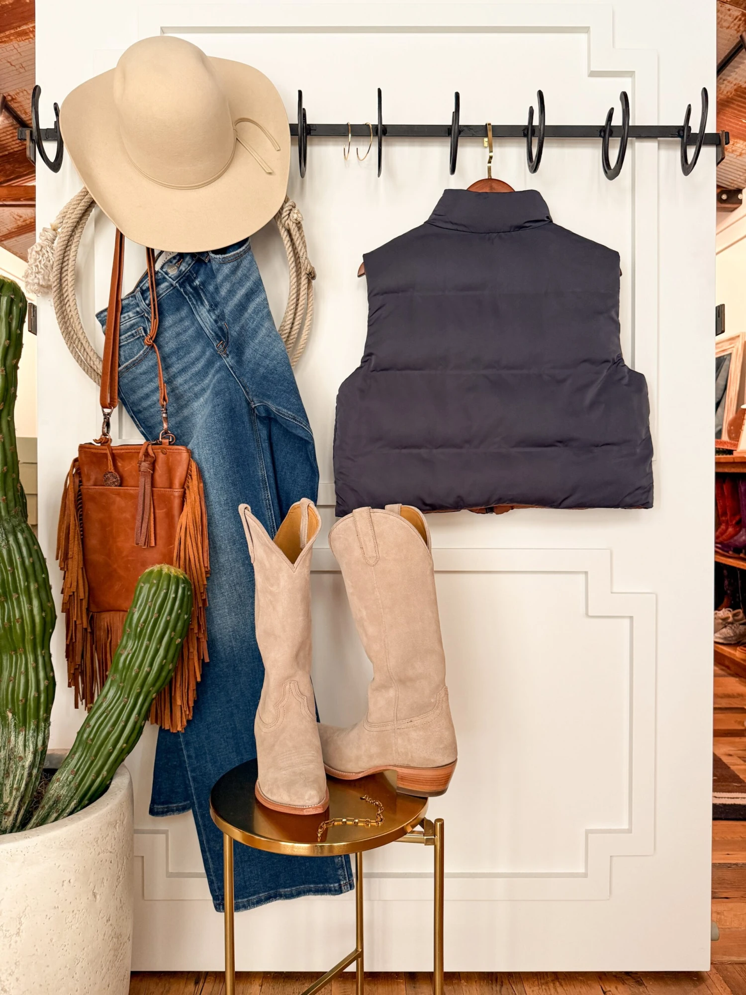 The Paoli The Paoli -SAVANAH Clothing sale photonov152024 22845pm scaled