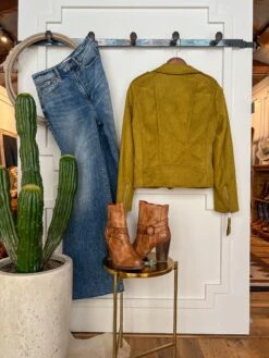 The Tehama -SAVANAH Clothing sale photosep262024 21343pm